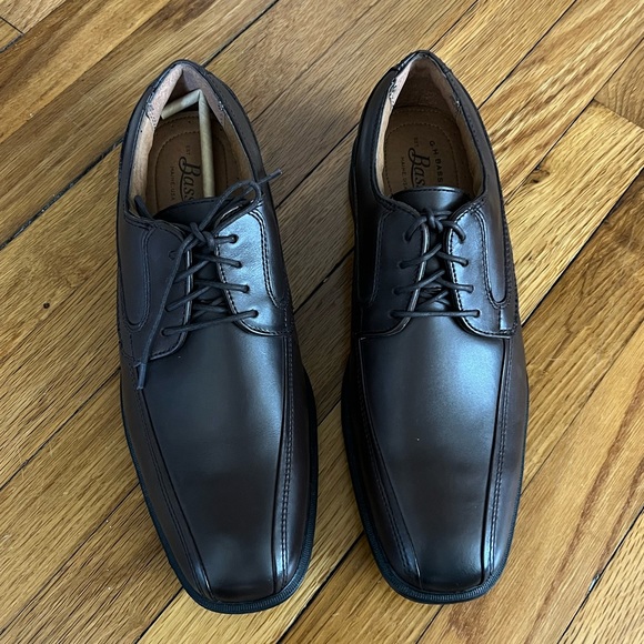 Bass | Shoes | Bass Leather Dress Shoes 
